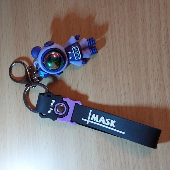 Bear Key chain. Bear Astronaut  Key chain. - Picture 3 of 5